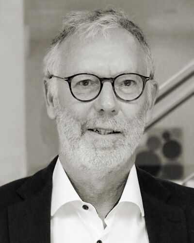 Dr. Walter Klar